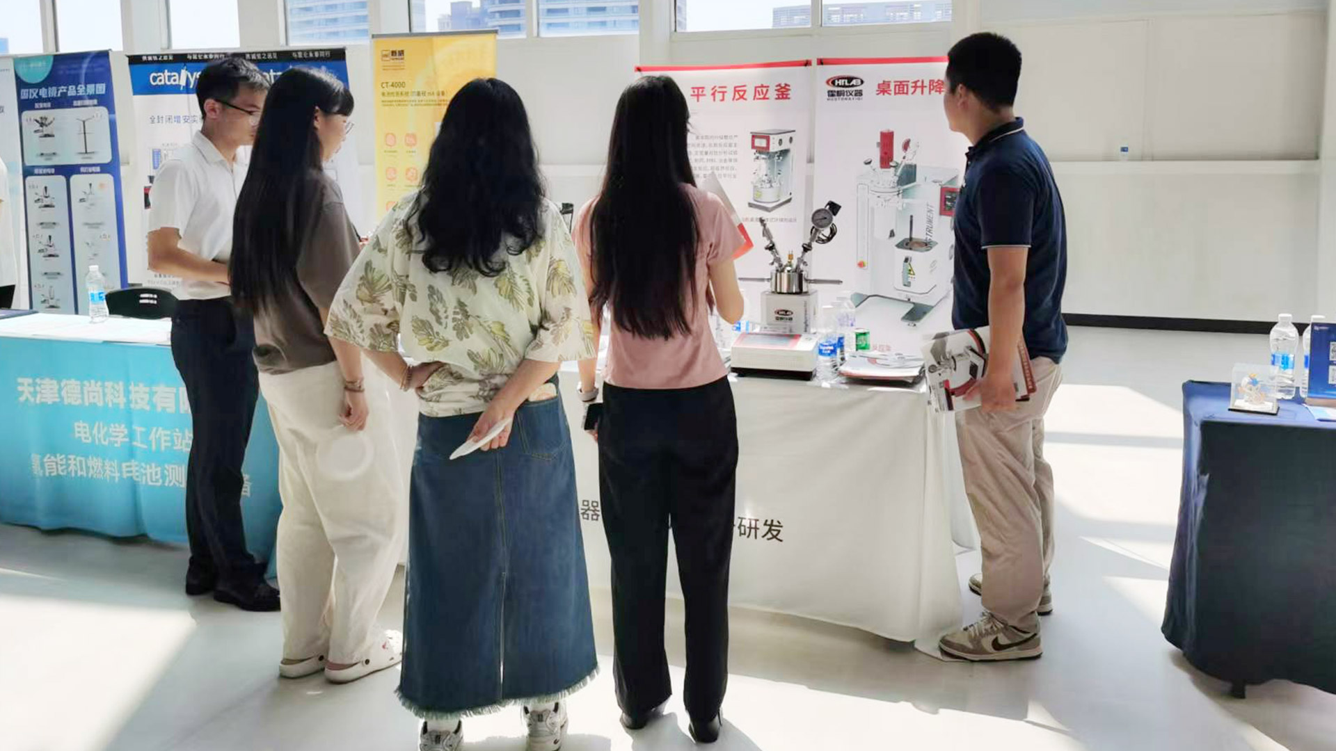 霍桐儀器參加 &ldquo;第十六屆全球華人化工學(xué)者研討會(huì)&rdquo;,實(shí)驗(yàn)室反應(yīng)釜受青睞！新聞主圖